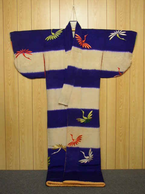 Салон японского \r\n\r\nантиквариата - Хикицури для танца гейши - шелк риндзу, ручное окрашивание, вышивка, золото