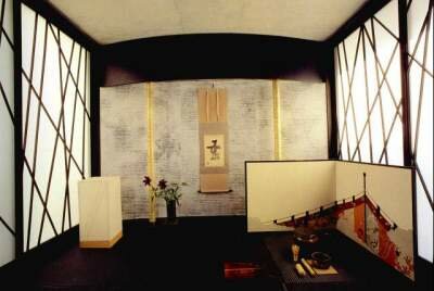 interior008.jpg (37984 bytes)